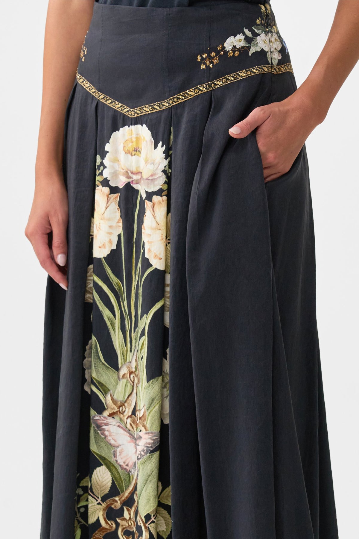 CORSET WAIST MAXI SKIRT