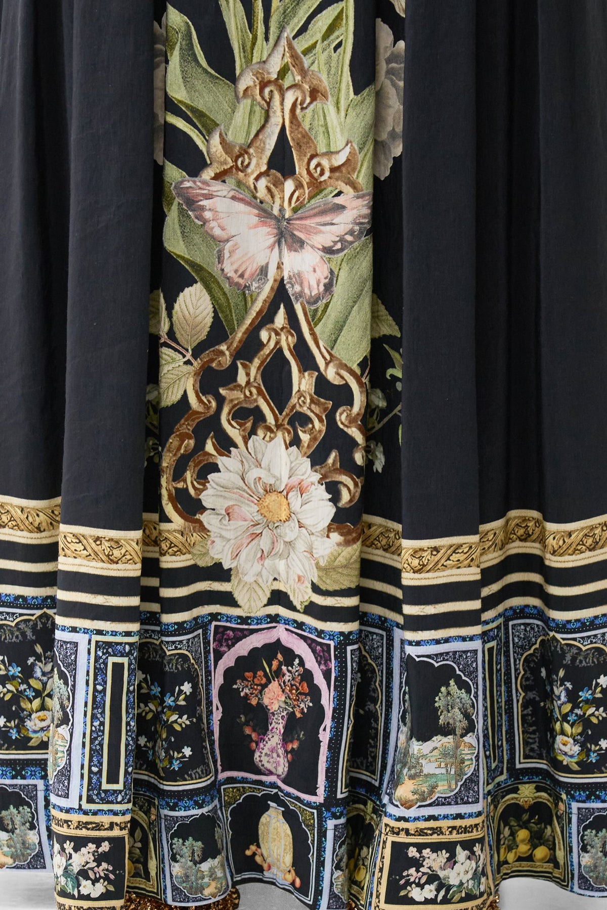 CORSET WAIST MAXI SKIRT