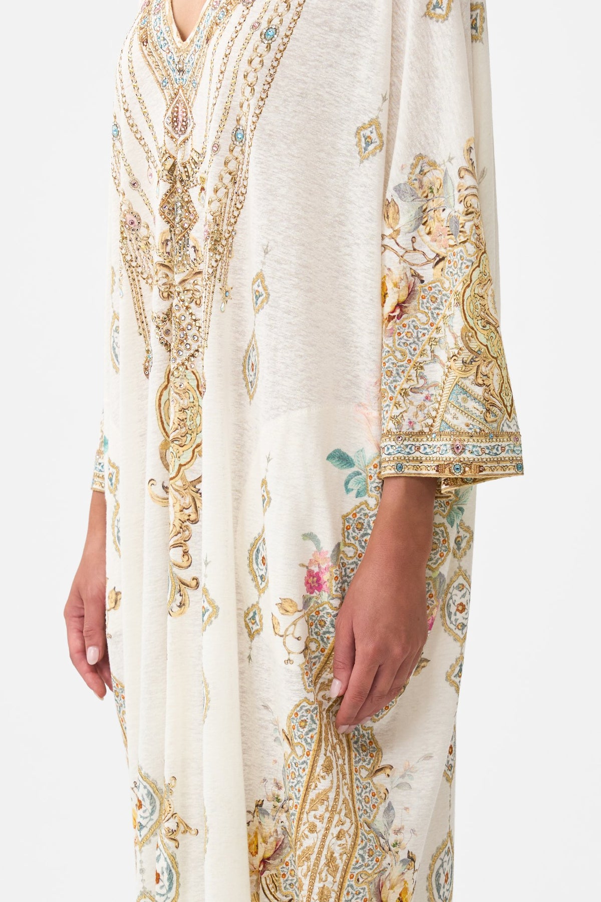 V NECK BATWING KAFTAN